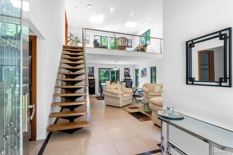 6 Strathmore Ct in Remsenburg, NY - Building Photo - Building Photo