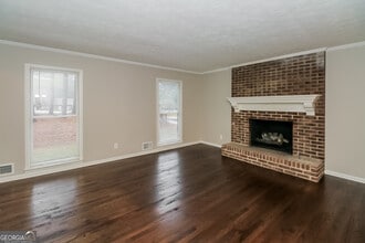 3103 Skyland Dr in Snellville, GA - Building Photo - Building Photo