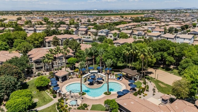 Versante Apartment Homes