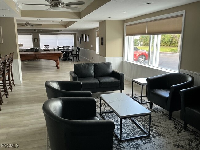 property at 2885 Palm Beach Blvd