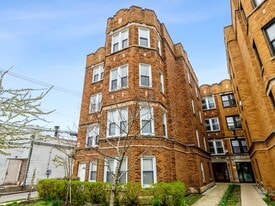 6414 N Albany Ave in Chicago, IL - Building Photo