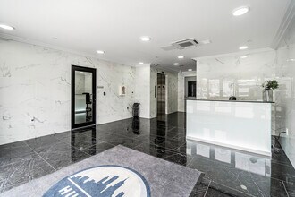 Hudson Heights in Jersey City, NJ - Foto de edificio - Building Photo