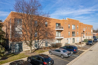 Kirchoff Meadows in Rolling Meadows, IL - Foto de edificio - Building Photo
