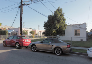 5930 Carmelita Ave in Huntington Park, CA - Building Photo - Building Photo