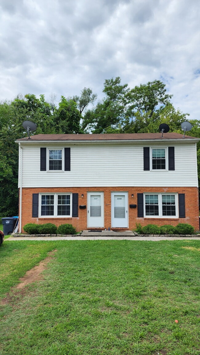 property at 1339 Memphis St SE