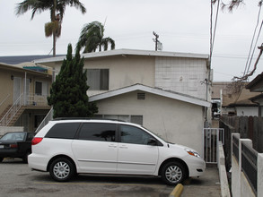 4558 W 173rd St in Lawndale, CA - Building Photo - Building Photo