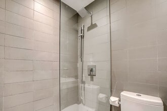 199 Slater St. in Ottawa, ON - Building Photo - Building Photo