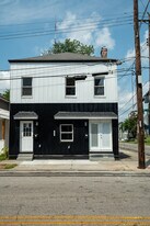 2417 Kenton St, Unit 2417 - First Floor #1 in Cincinnati, OH - Building Photo