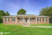 5815 Mallard Dr S in Charlotte, NC - Building Photo - Building Photo