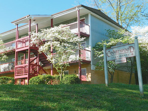 Normandy Knoll in Roanoke, VA - Foto de edificio - Building Photo