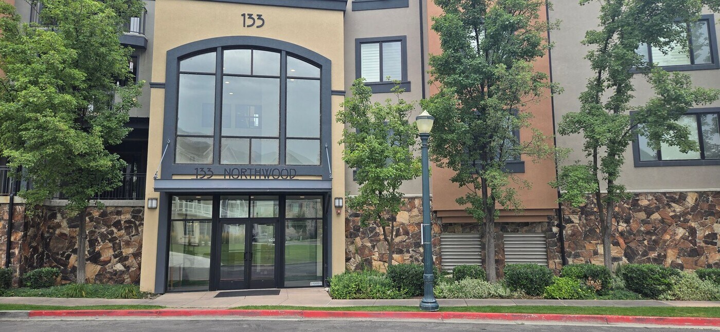 133 W Northwood Ln in Provo, UT - Building Photo