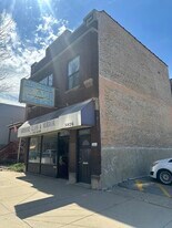 5826 N Broadway in Chicago, IL - Building Photo