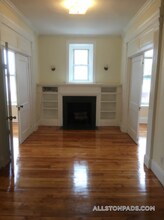 1284 Commonwealth Ave, Unit 7 in Boston, MA - Foto de edificio - Building Photo