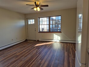167 Sullivan St in Wurtsboro, NY - Building Photo - Building Photo