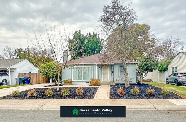 3500 Marjorie Way in Sacramento, CA - Building Photo - Building Photo