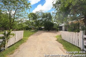 166 E Harding Blvd in San Antonio, TX - Building Photo - Building Photo
