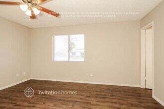 2525 E Libby St in Phoenix, AZ - Foto de edificio - Building Photo