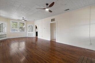 320 Hallock St in Pensacola, FL - Building Photo - Building Photo
