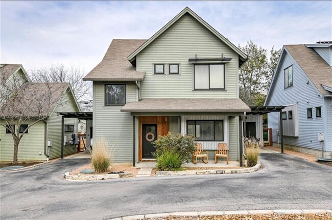 property at 3505 Villa Ct