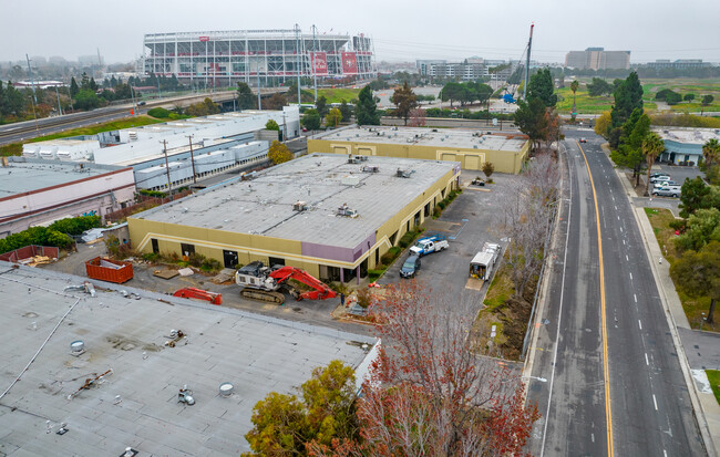 The Clara in Santa Clara, CA - Building Photo - Building Photo