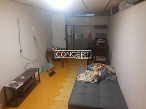 42 Lomasney Wy, Unit 1 in Boston, MA - Foto de edificio - Building Photo