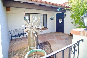 502 E Deone Cir in Tucson, AZ - Foto de edificio - Building Photo