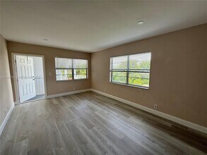 1607 Arthur St in Hollywood, FL - Building Photo - Building Photo