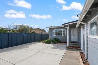 28477 Coleridge Ave in Hayward, CA - Building Photo - Building Photo