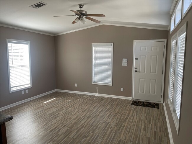 property at 21513 W Hammond Dr