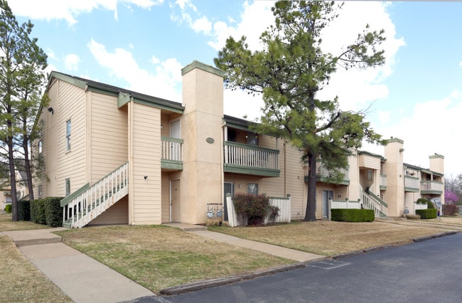 Cedar Lane in Tulsa, OK - Building Photo - Building Photo