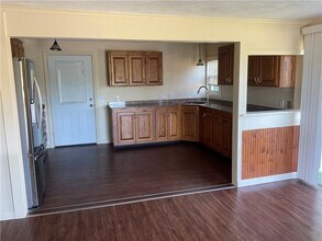 6 Pilgrim Ave in Coventry, RI - Building Photo - Building Photo