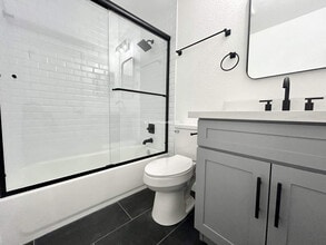 3414 Woodside Dr in Carson City, NV - Building Photo - Building Photo