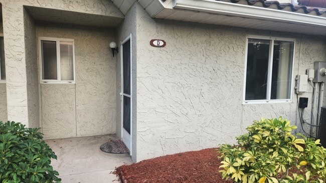 3530 Forest Branch Dr in Port Orange, FL - Foto de edificio - Building Photo