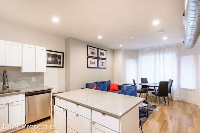 33 S 11th St in Philadelphia, PA - Building Photo - Building Photo