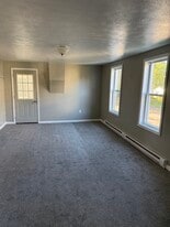 30 East Ave in Holley, NY - Building Photo