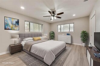 2325 Shady Grove Dr in Bedford, TX - Building Photo - Building Photo