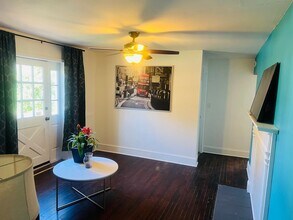 4109 S Tryon St in Charlotte, NC - Building Photo - Building Photo