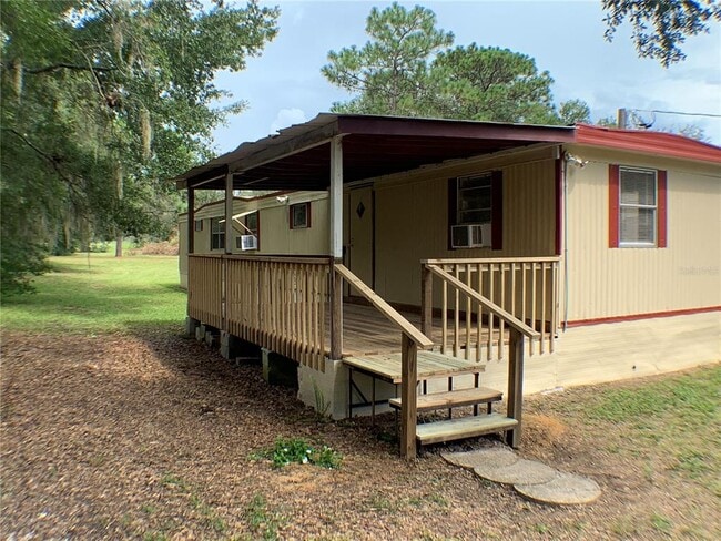 property at 5035 E Hunts Ct