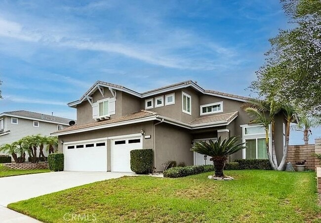property at 2938 S Buena Vista Ave