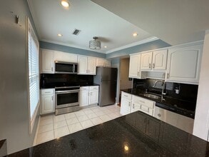 1756 Dogwood Dr in Alexandria, VA - Building Photo - Building Photo