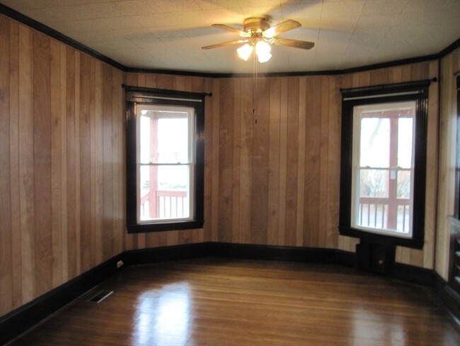 9 Belvedere Gardens-Unit -1 in Westfield, MA - Building Photo - Building Photo
