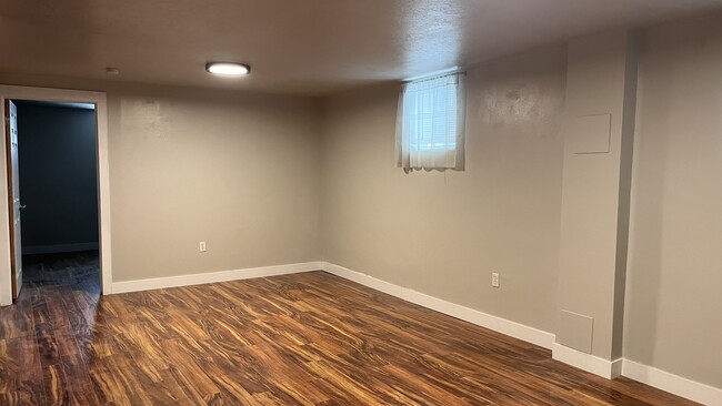 1403 Raleigh St, Unit Basement Apartment in Denver, CO - Foto de edificio - Building Photo