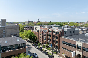 842 W Diversey Pky in Chicago, IL - Foto de edificio - Building Photo