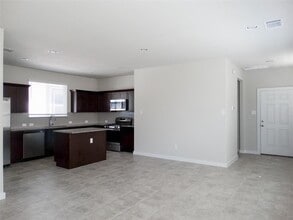 370 Hortus Dr in Kyle, TX - Building Photo - Building Photo