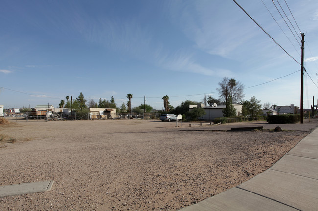 716 W Gila Bend Hwy in Casa Grande, AZ - Building Photo - Building Photo