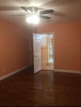 5115 Canoga Ave in Woodland Hills, CA - Building Photo - Building Photo