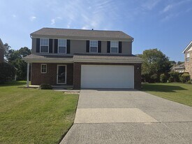 1015 Daniel Ln in Spring Hill, TN - Building Photo