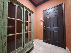 1770 Meridian Ave in Miami Beach, FL - Building Photo - Building Photo
