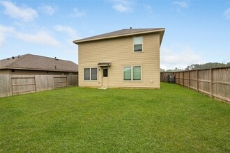 3034 Twisted Myrtle Dr in Conroe, TX - Building Photo - Building Photo