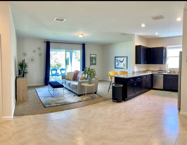 212 Golden Sands Cir in Davenport, FL - Building Photo - Building Photo